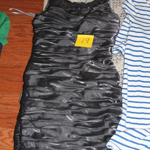 Women's Cachet Formal Grey Shimmer Dress Size 14 - Picture 1 of 1
